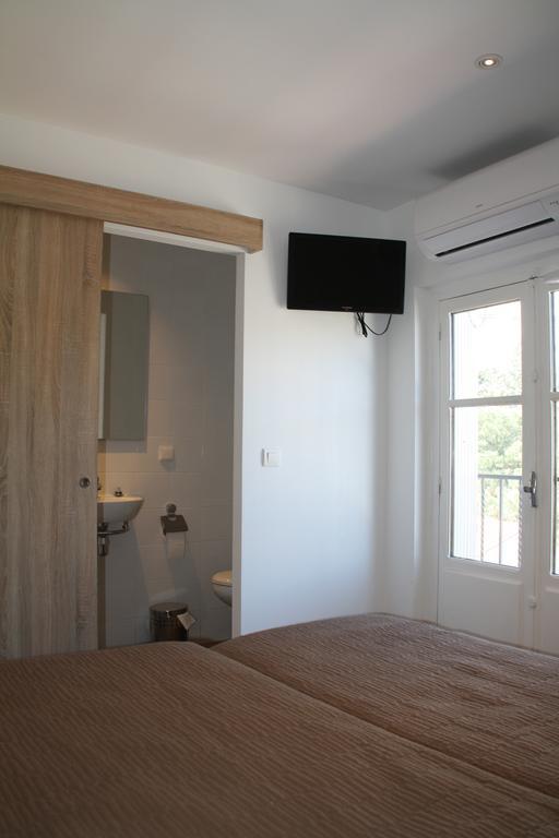 Hotel Arago Cerbère Oda fotoğraf