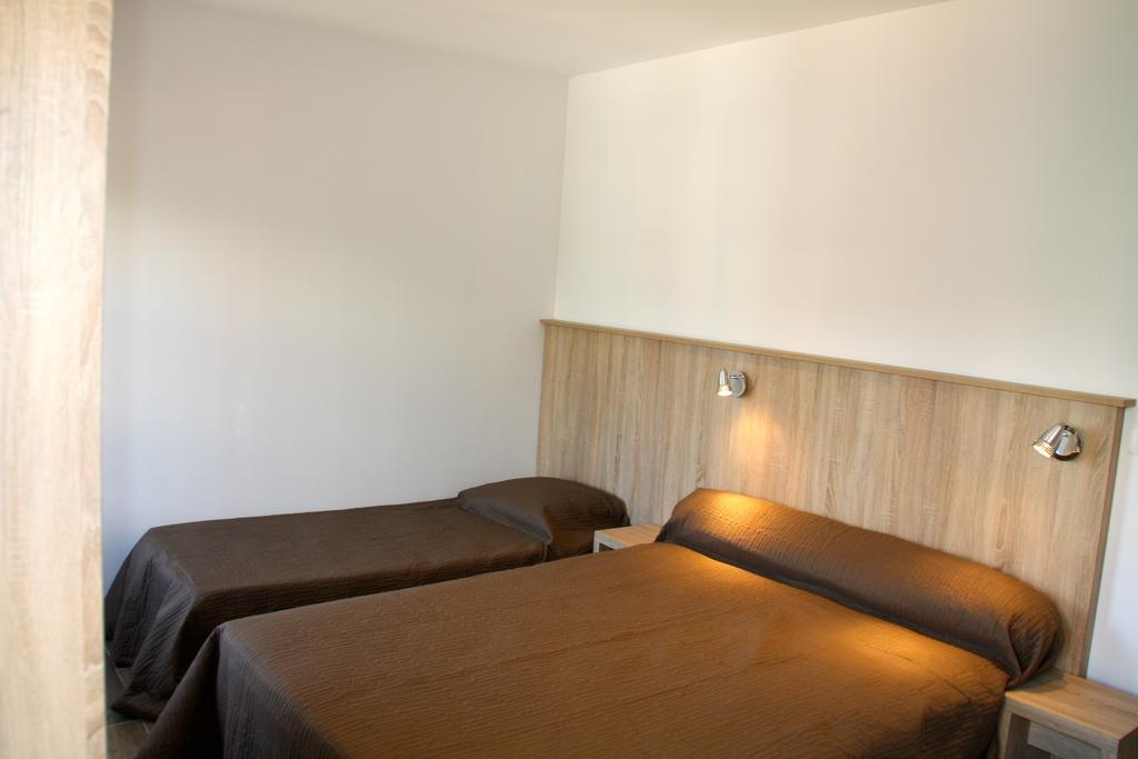 Hotel Arago Cerbère Oda fotoğraf